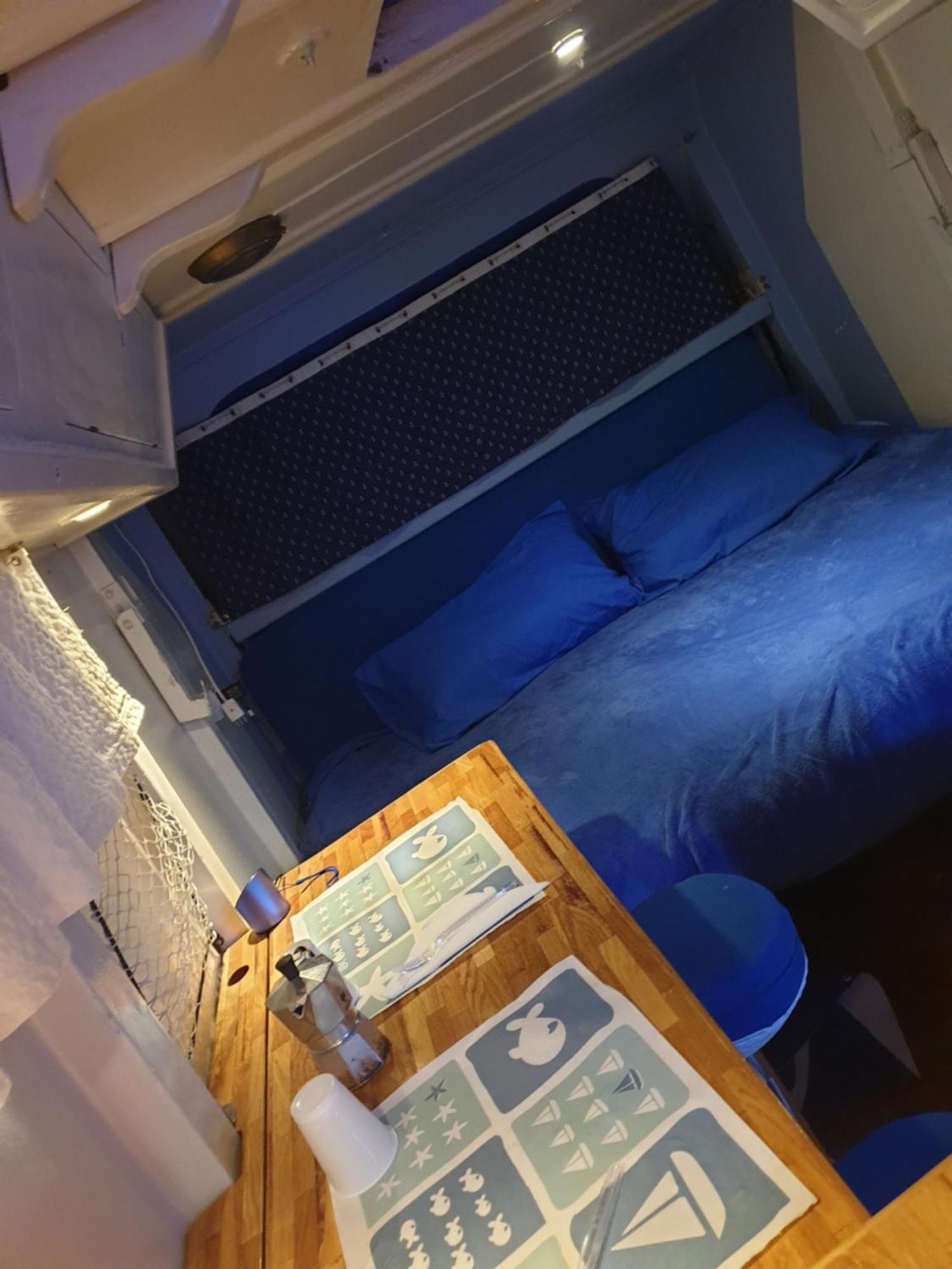 House Boat Hotel Torre del Greco Kültér fotó